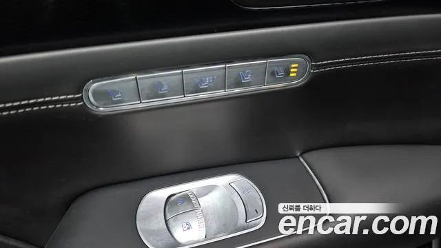 Genesis G90 Бензин 3.5 турбо AWD — Фото автомобиля 18