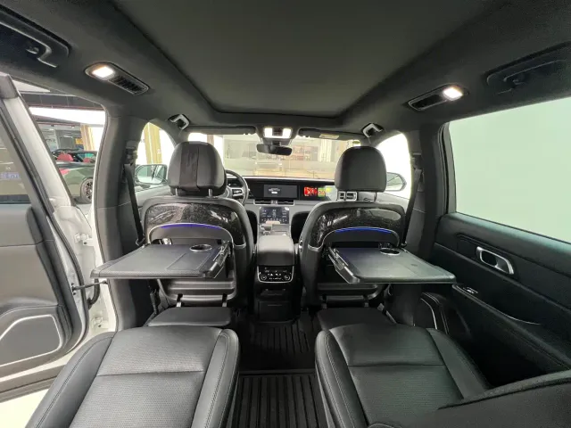 Li Auto ONE — Фото автомобиля 22