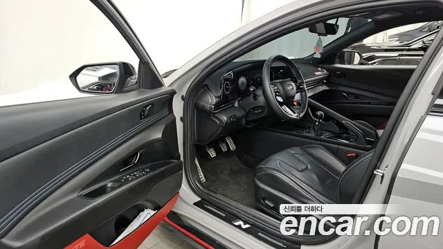 Hyundai AVANTE — Фото автомобиля 10