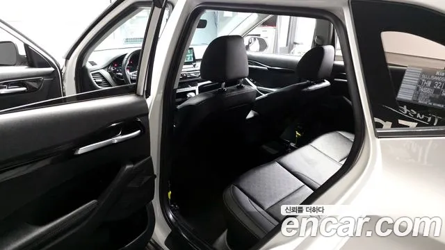 Kia Seltos Seltos Бензин 1.6 турбо 2WD — Фото автомобиля 11