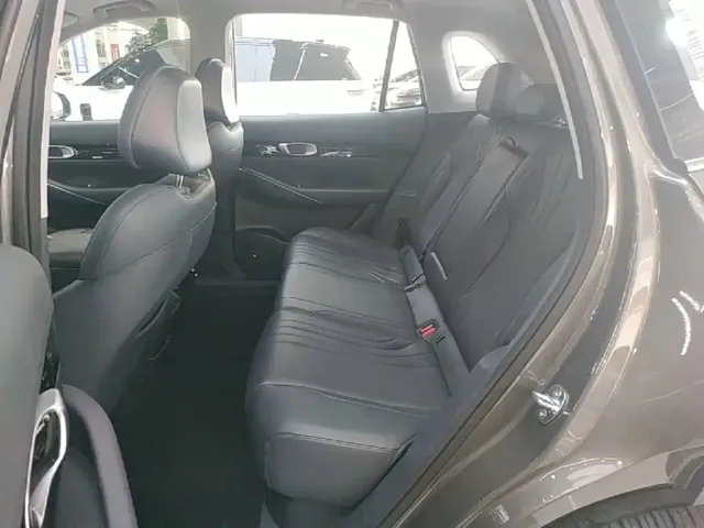 Geely Galaxy E5 — Фото автомобиля 14