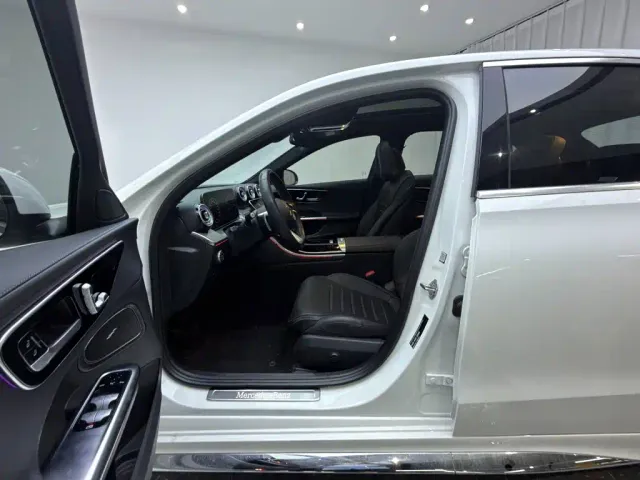Mercedes-Benz C-Class — Фото автомобиля 16