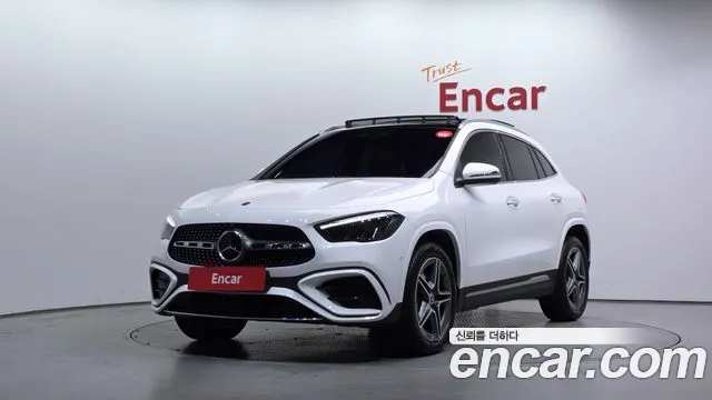 Фотография автомобиля — Mercedes-Benz GLA-Class H247