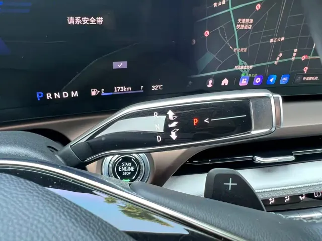 Cadillac Cadillac GT4 2023 25T Premium Edition — Фото автомобиля 10