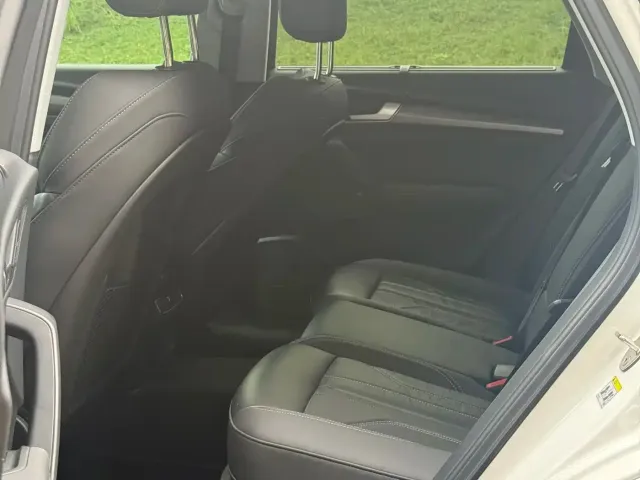 Audi Audi Q5L 2022 45T Luxury Dynamic — Фото автомобиля 9