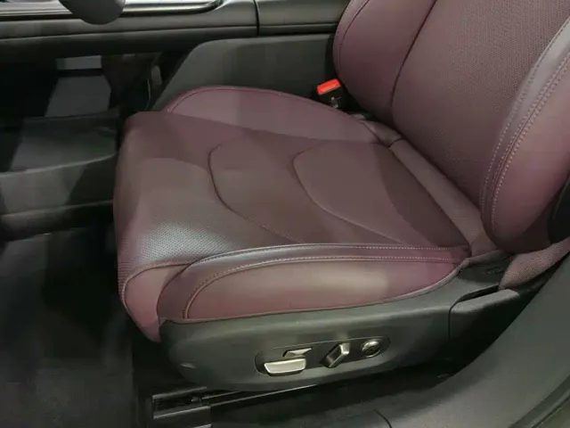 Xiaomi SU7 — Фото автомобиля 20