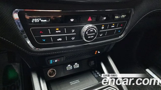 KG_Mobility_Ssangyong Rexton Новый Rexton Sport Khan Дизель 2.2 4WD — Фото автомобиля 18