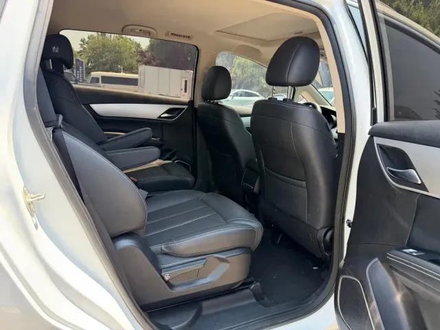 BYD Song MAX — Фото автомобиля 7