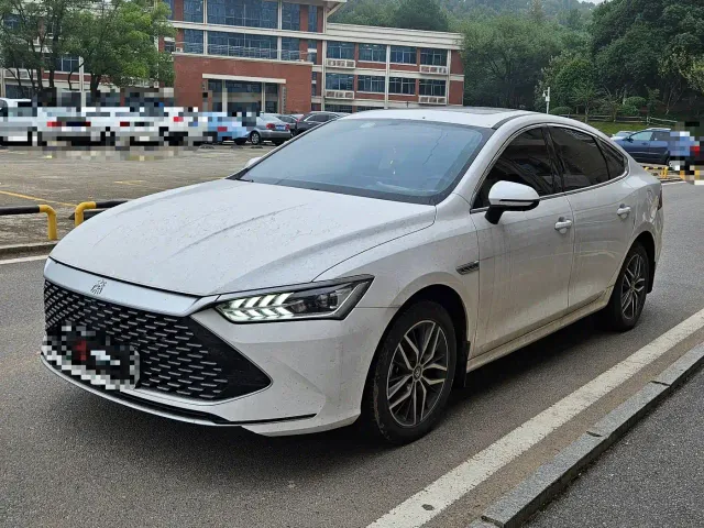 Фотография автомобиля — BYD Qin PLUS