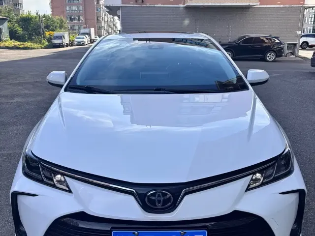 Фотография автомобиля — Toyota Corolla