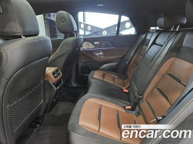 Mercedes-Benz GLE-Class — Фото автомобиля 13