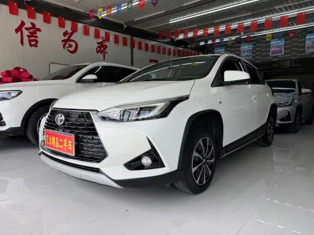Фотография автомобиля — Toyota YARiS L Zhi Xuan