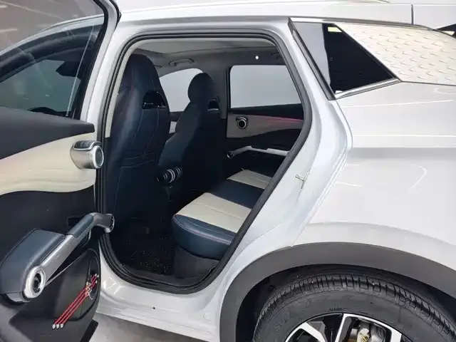 BYD Yuan PLUS — Фото автомобиля 6