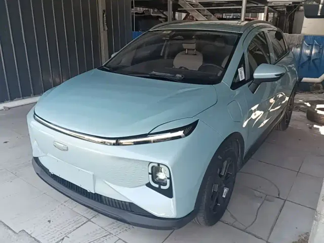 Фотография автомобиля — Geely Geometry E Firefly