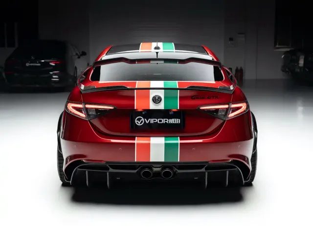 Alfa Romeo Giulia — Фото автомобиля 3