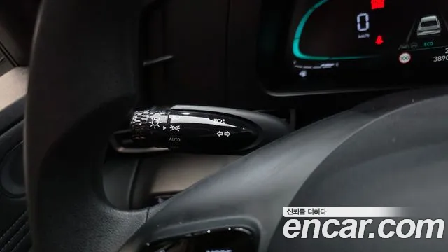 Hyundai Avante CN7 — Фото автомобиля 30