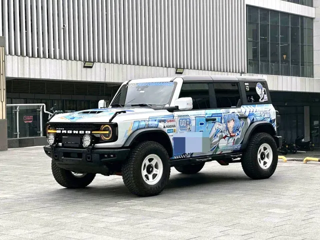 Фотография автомобиля — Ford Bronco
