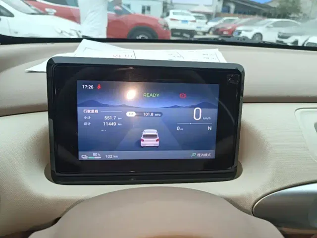Wuling Hongguang Mini EV — Фото автомобиля 11