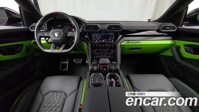 Lamborghini Urus — Фото автомобиля 7