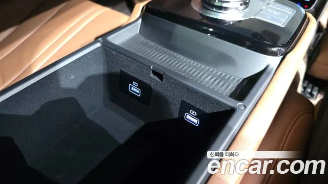 Genesis G80 Бензин 2.5 турбо AWD — Фото автомобиля 22