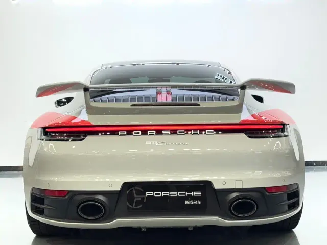 Porsche 911 — Фото автомобиля 21