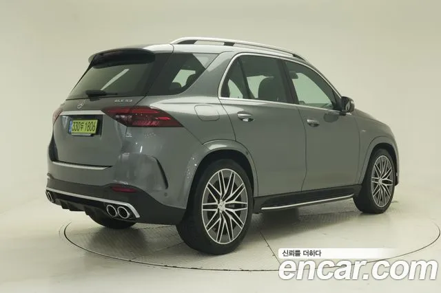 Mercedes-Benz GLE-Class — Фото автомобиля 2