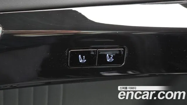 Hyundai Grandeur Grandeur (GN7) 3.5 Бензин 2WD — Фото автомобиля 18
