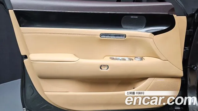 Genesis G90 RS4 — Фото автомобиля 13