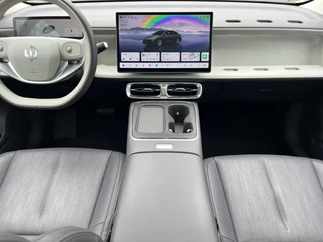 Leapmotor B01 — Фото автомобиля 12