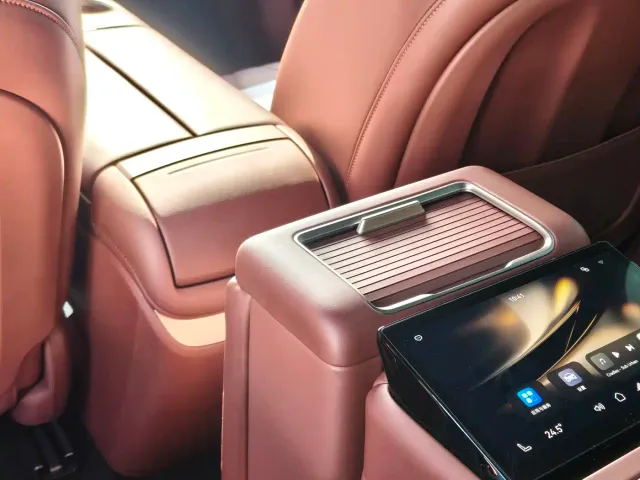 GAC Hyper A8 — Фото автомобиля 14