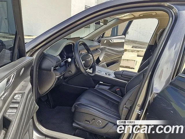 Genesis GV80 — Фото автомобиля 14