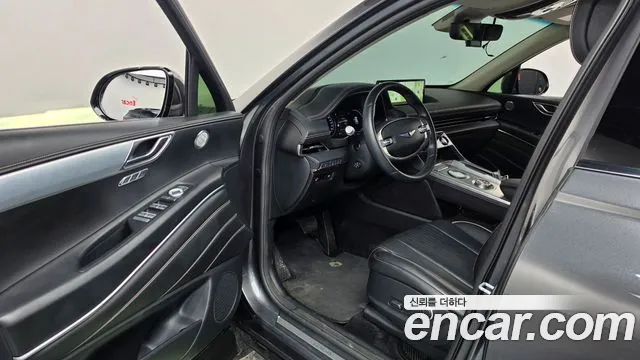 Genesis GV80 — Фото автомобиля 15