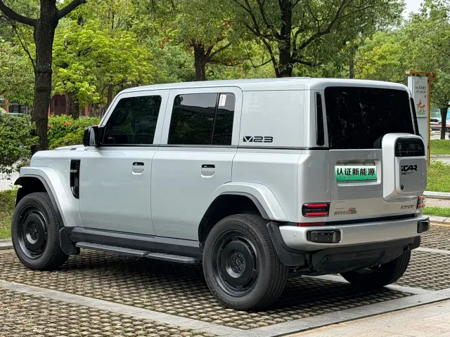 iCAR V23 — Фото автомобиля 18