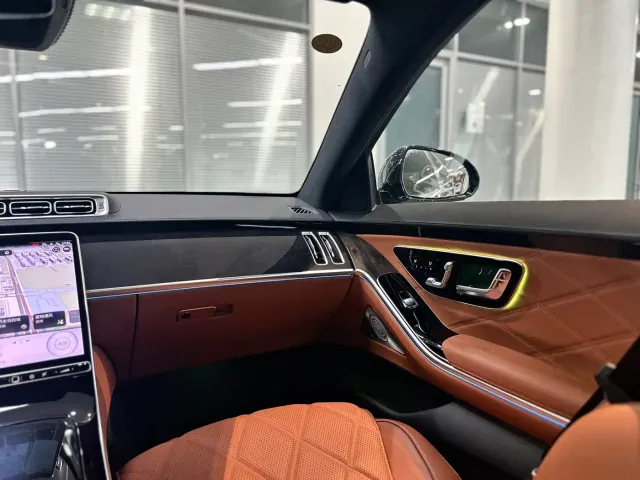 Mercedes-Benz Maybach S-Class — Фото автомобиля 15