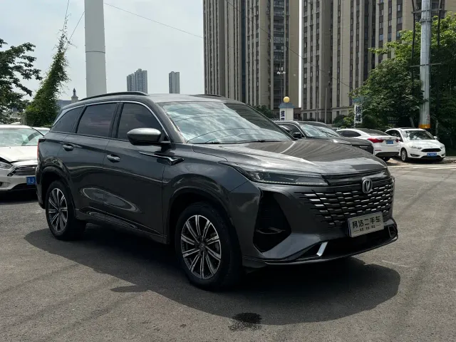 Changan CS75 Plus — Фото автомобиля 3