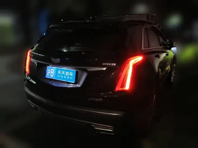 Cadillac XT5 — Фото автомобиля 2