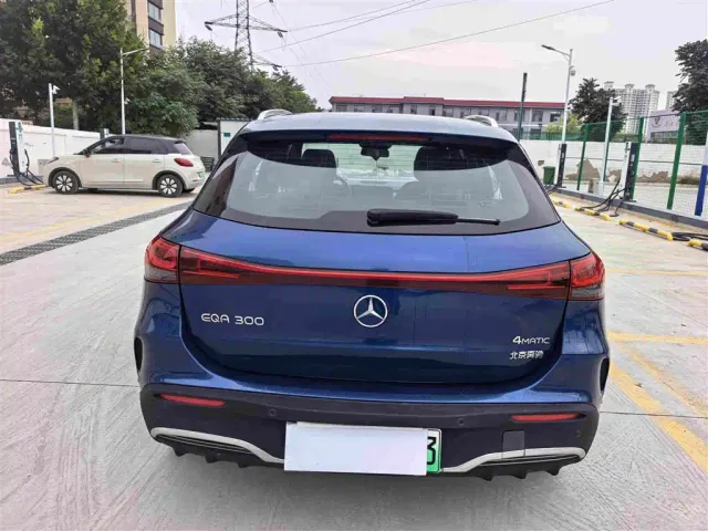 Mercedes-Benz EQA — Фото автомобиля 8