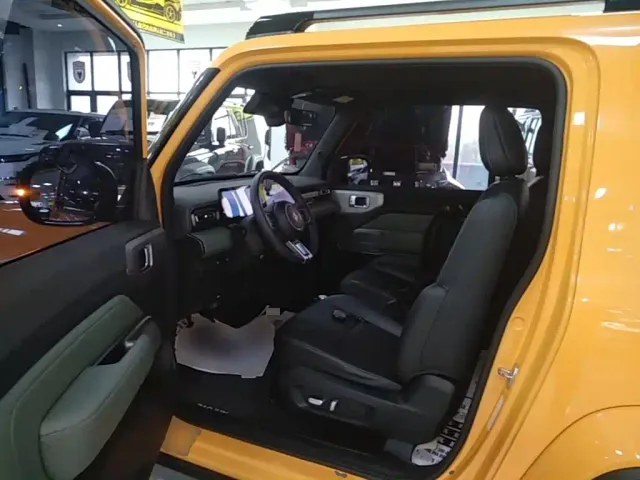 Baojun Yep — Фото автомобиля 15