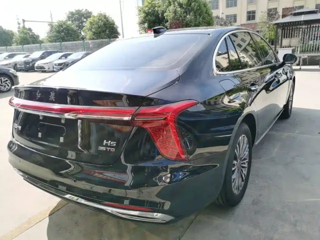 Hongqi H5 — Фото автомобиля 6
