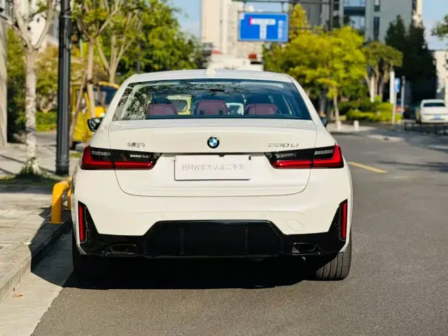 BMW 3 Series — Фото автомобиля 5