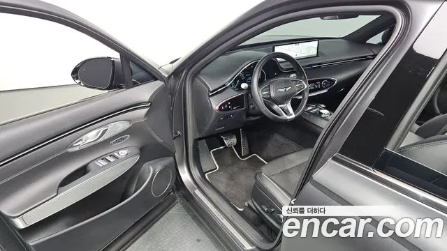 Genesis GV70 — Фото автомобиля 17