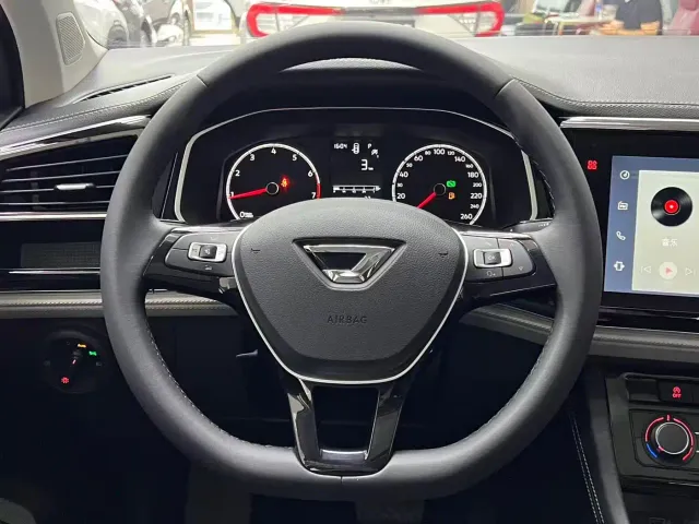 Jetta VS5 — Фото автомобиля 9