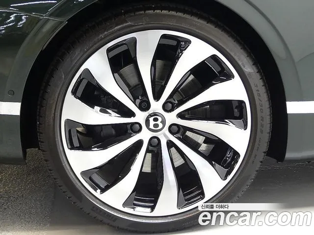 Bentley Continental — Фото автомобиля 5