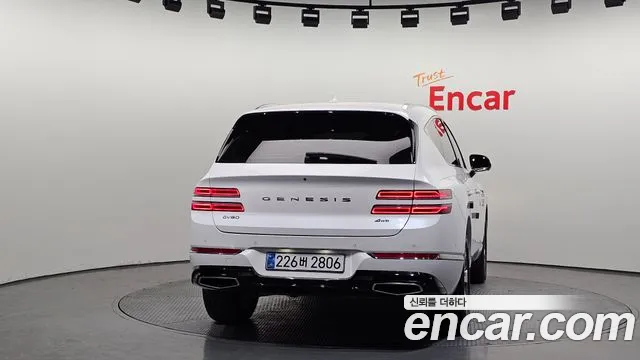 Genesis GV80 2.5T Бензин AWD — Фото автомобиля 4