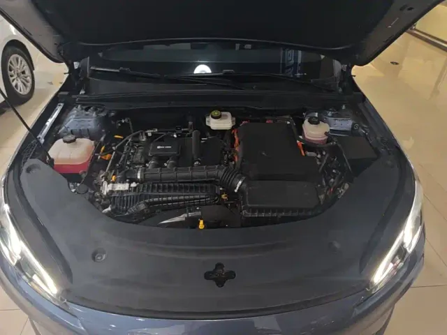 BYD Seal 05 DM-i — Фото автомобиля 19