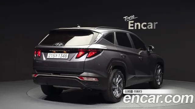 Hyundai Tucson Tucson (NX4) Бензин 1.6 турбо 2WD — Фото автомобиля 2