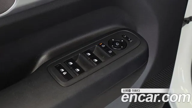 Hyundai Santa Fe MX5 — Фото автомобиля 30