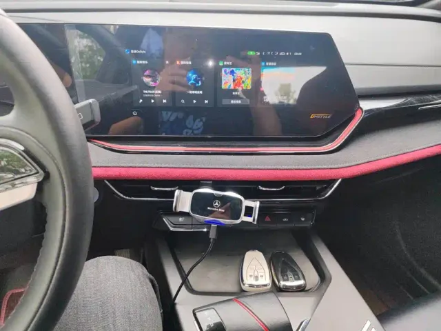 Changan X5 Plus — Фото автомобиля 9