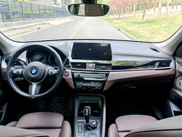 BMW X1 — Фото автомобиля 9