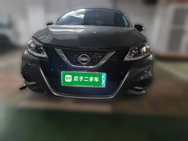 Nissan Tiida — Фото автомобиля 2
